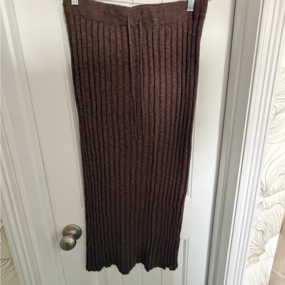 Free People Veda Sweater Co-Ord Set in Brown size Small NWT - Picture 10 of 13